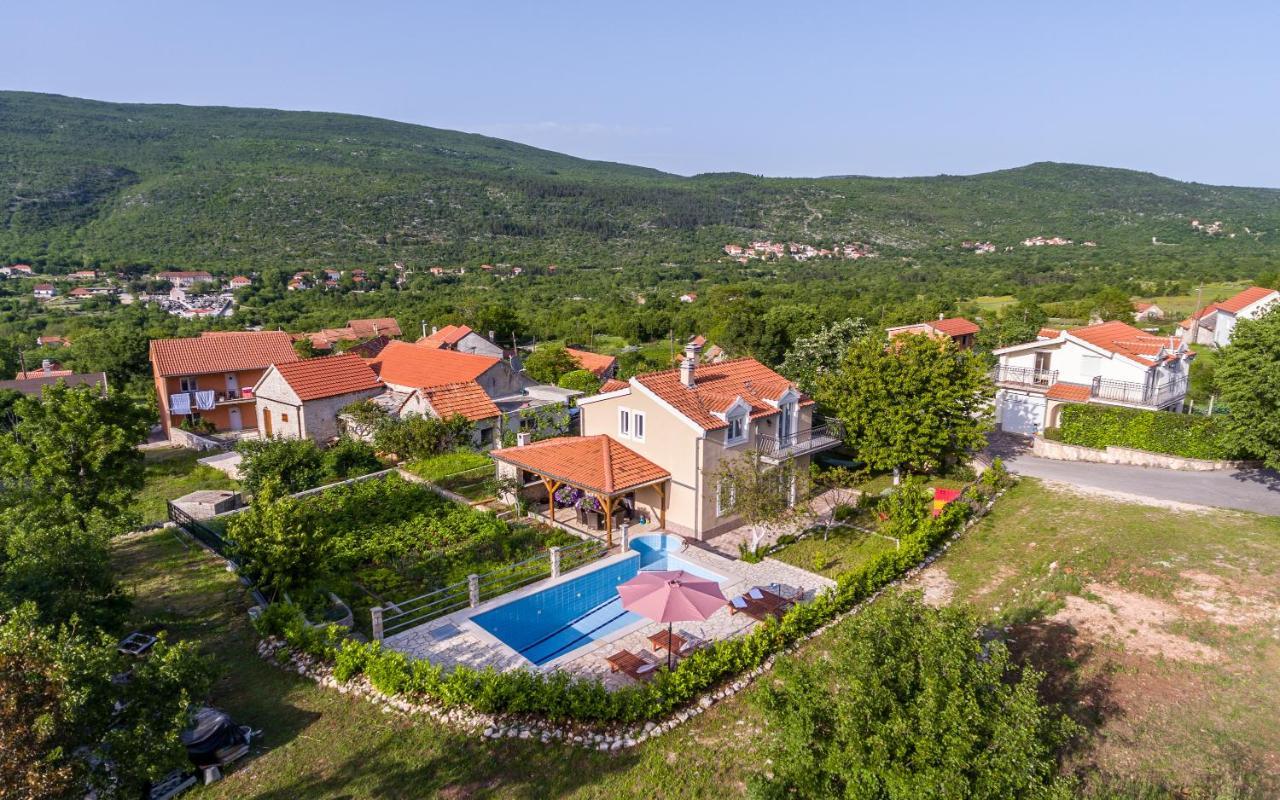Holiday Home Memories And Joy Imotski Buitenkant foto
