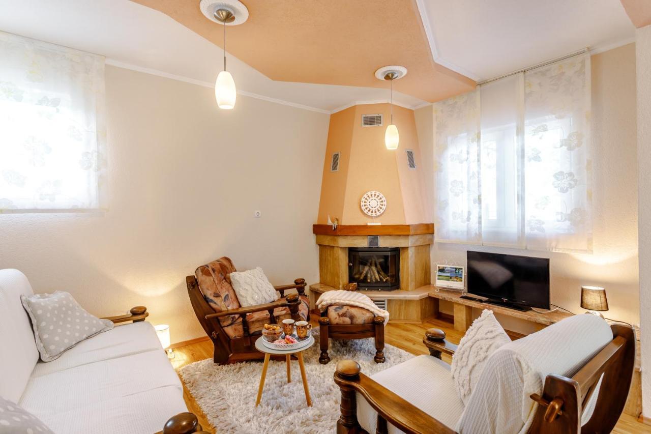 Holiday Home Memories And Joy Imotski Buitenkant foto